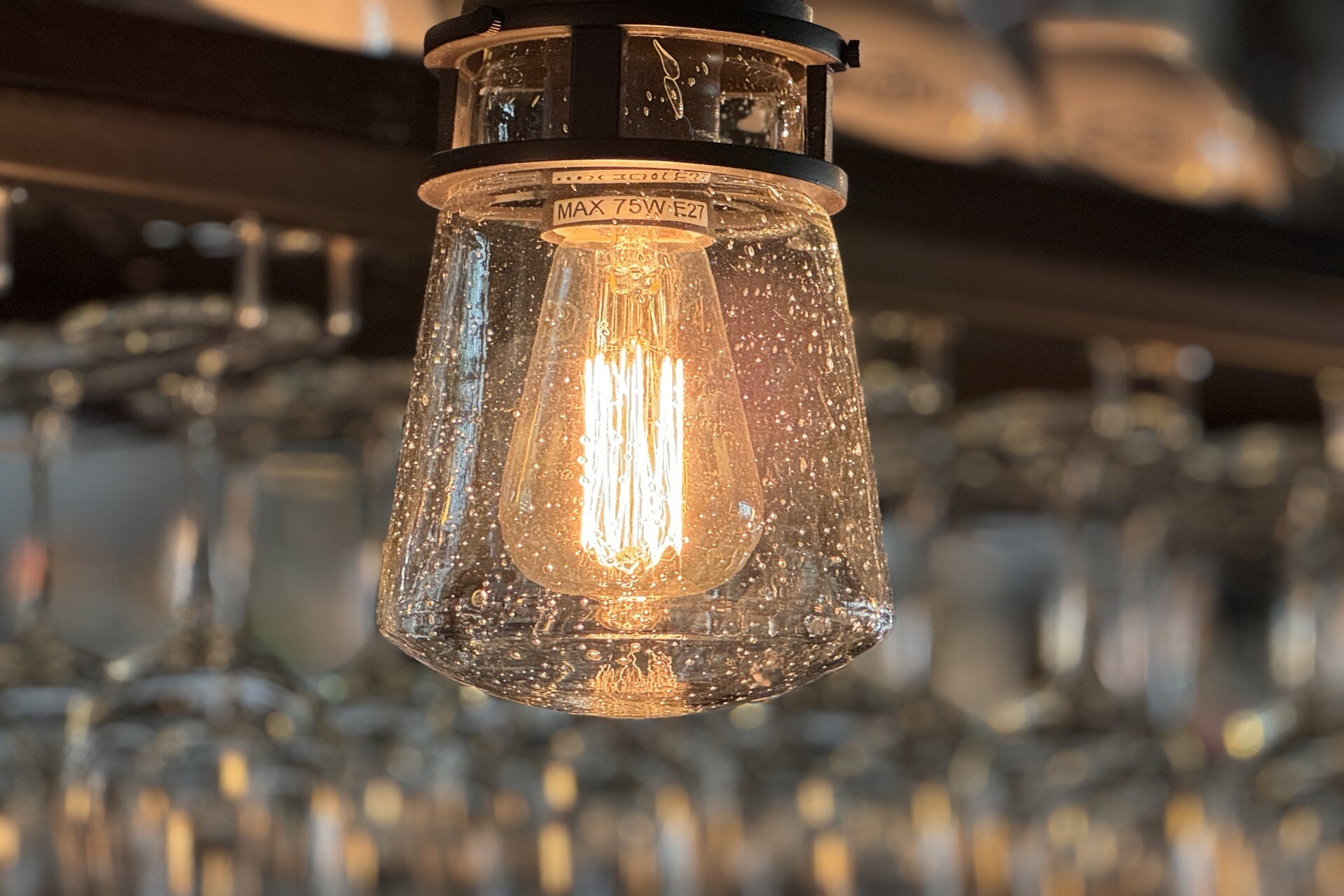 modern-vintage-lighting-2024-05-07-22-21-07-utc (1)
